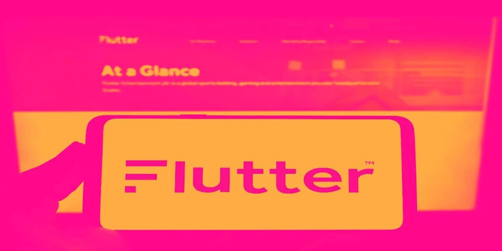 FLUT) y Consumer Discretionary – Celebrity Land