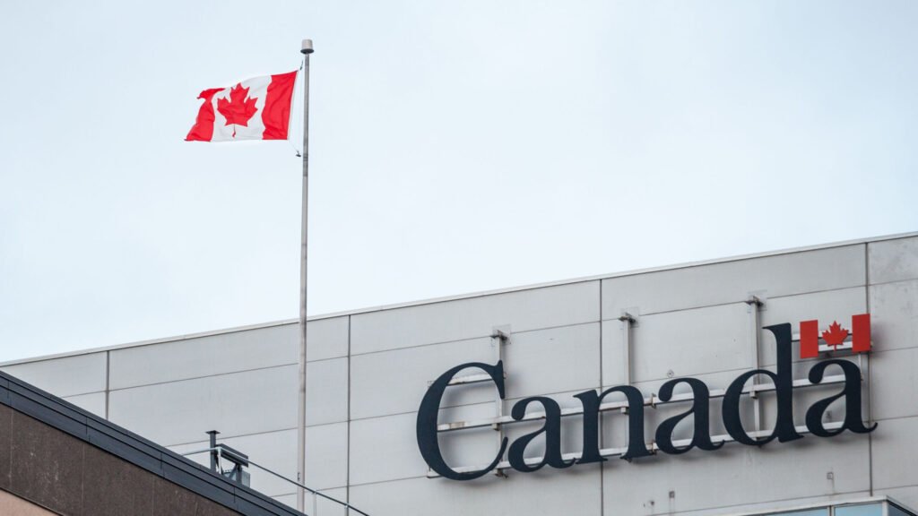 Feds to axe base requirement for foreign streamers to pay into CanCon: report Feds to axe base requirement for foreign streamers to pay into CanCon: report