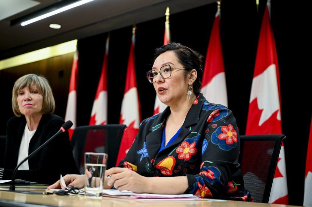 Fire-ravaged First Nations community accuses Ottawa of denying it federal aid