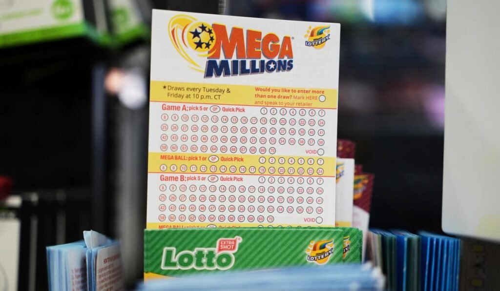 Florida ticket wins $800 million Mega Millions jackpot Florida ticket wins $800 million Mega Millions jackpot
