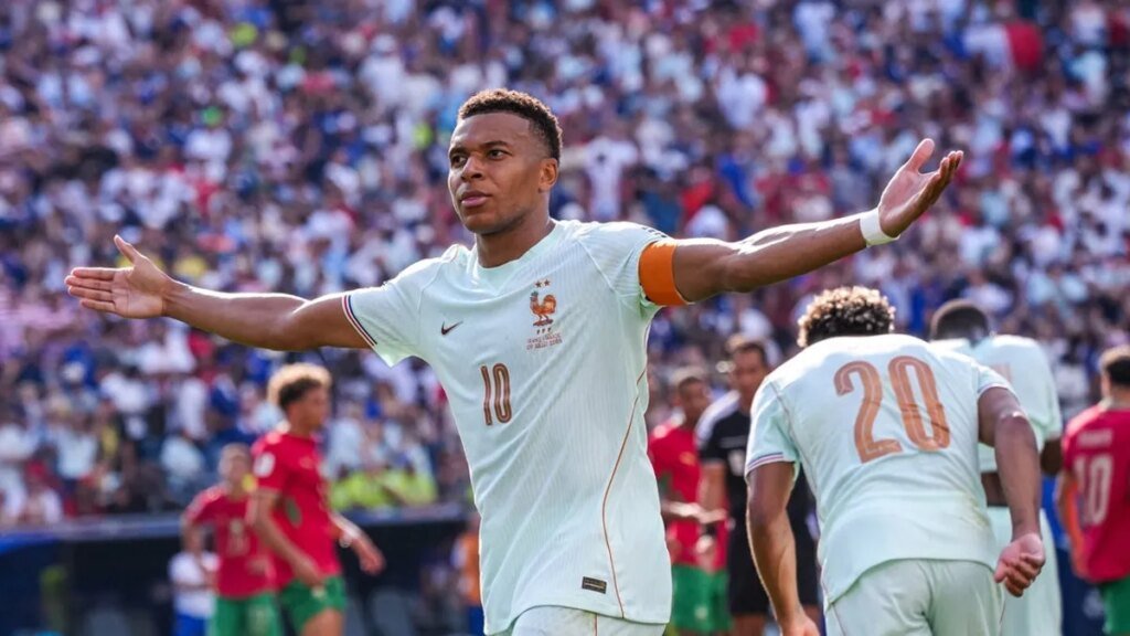 France star Kylian Mbappe ‘100%’ entering Spain match France star Kylian Mbappe '100%' entering Spain match