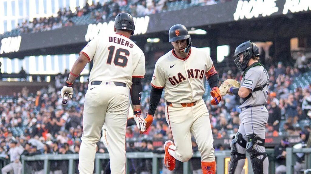 Giants go yard 3 times, bury Rockies late Giants go yard 3 times, bury Rockies late