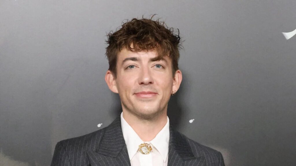 'Glee' Actor Fires Back At 'Cursed' Show Claims