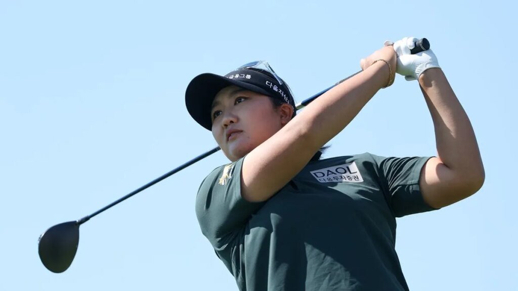 Haeran Ryu wins Evian in playoffs, earns second straight major title