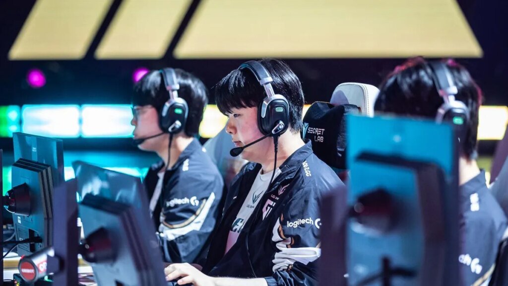 Hanwha Life sweeps opener in Mid-Season Invitational bracket stage