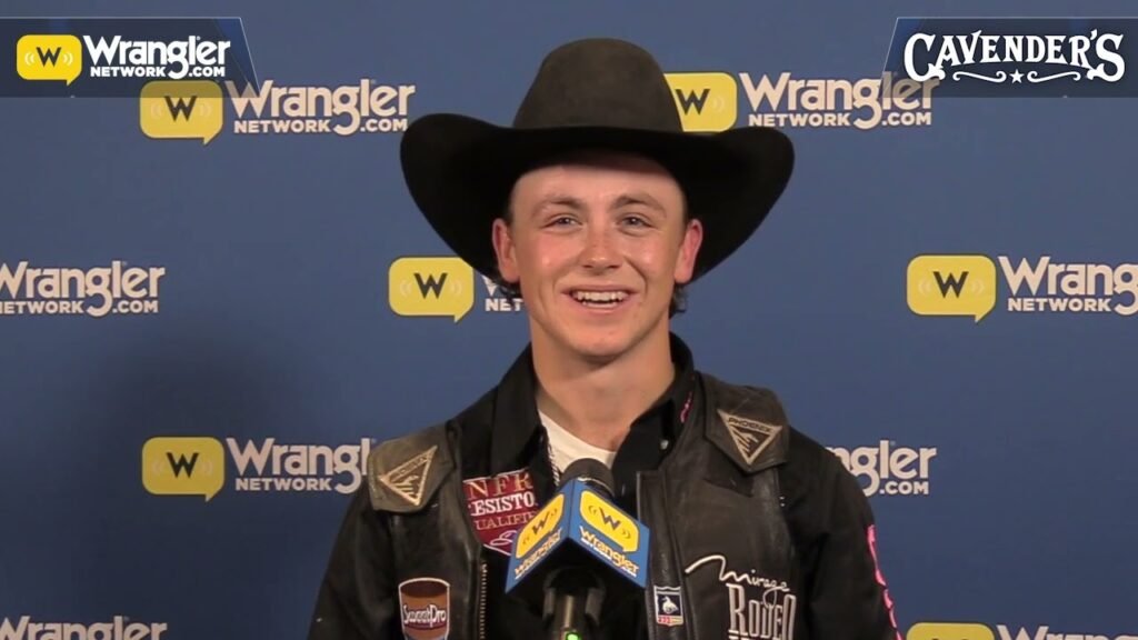 Hay in Showdown Sunday in saddle bronc at Calgary Stampede Hay in Showdown Sunday in saddle bronc at Calgary Stampede