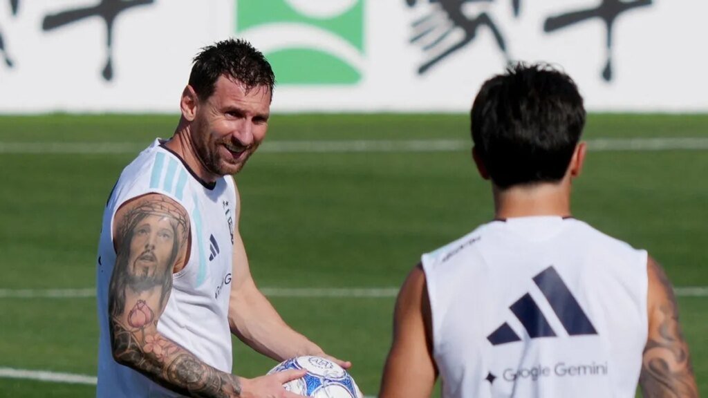 Heavy favorite Argentina 'not surprised' to face Cape Verde in round of 32