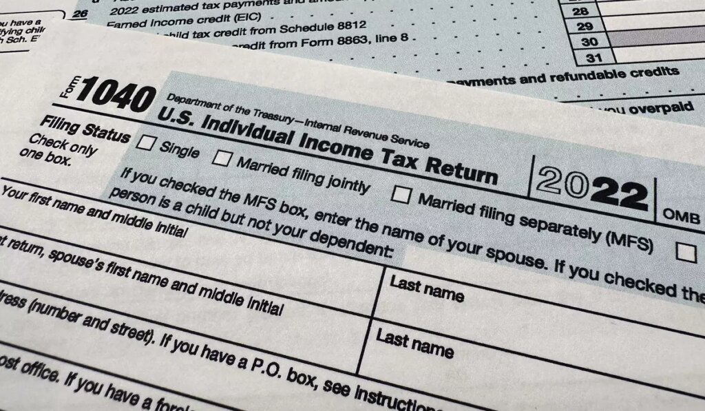 House probes IRS failure to nab tax dodgers in federal workforce