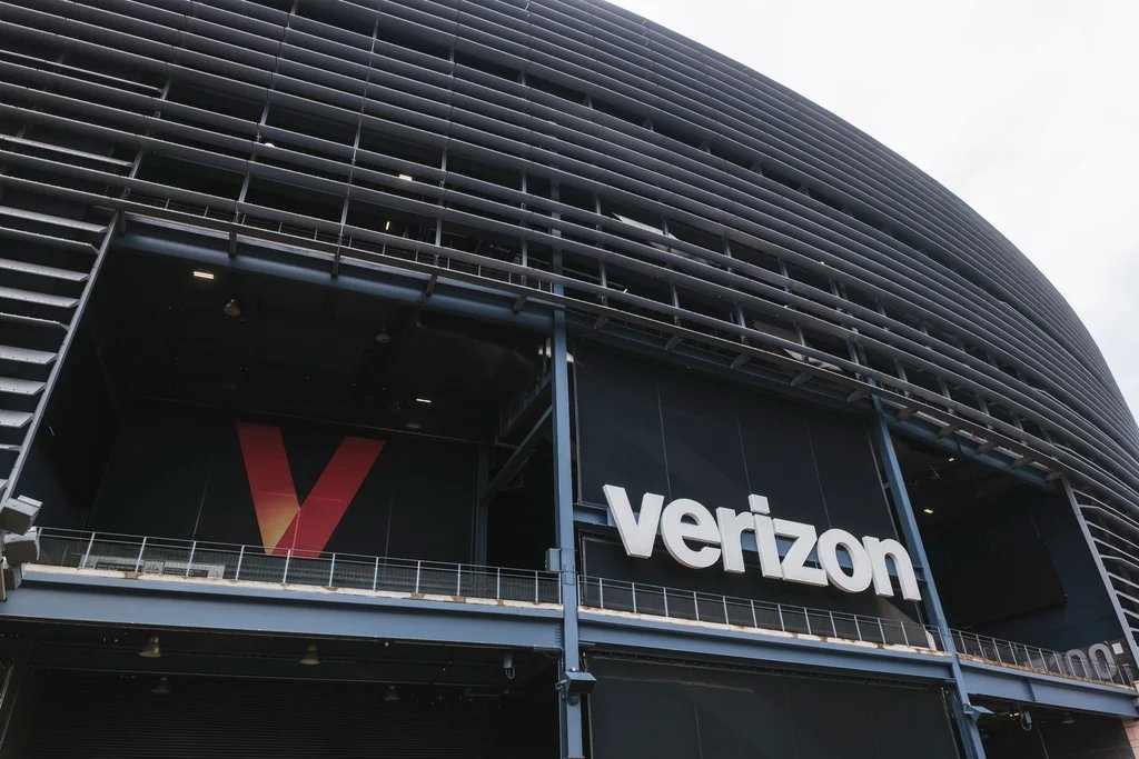 How Verizon is preparing for record-setting network spikes during the first-ever World Cup halftime show How Verizon is preparing for record-setting network spikes during the first-ever World Cup halftime show