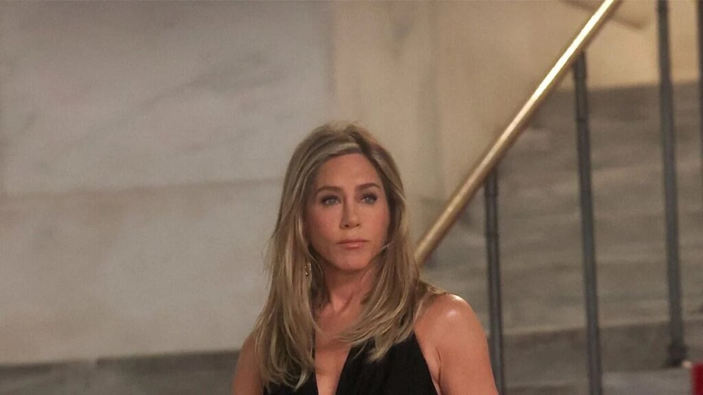 Inside Jennifer Aniston’s Spiritual Practice To Manifest Proposal