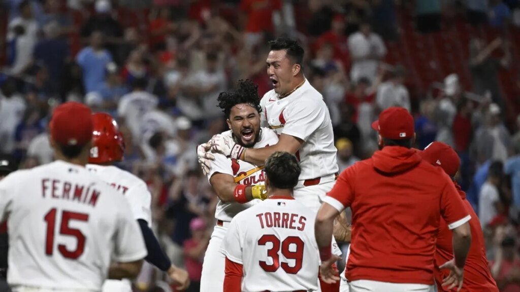 Ivan Herrera’s walk-off double lifts Cardinals past Cubs in 10 Ivan Herrera's walk-off double lifts Cardinals past Cubs in 10