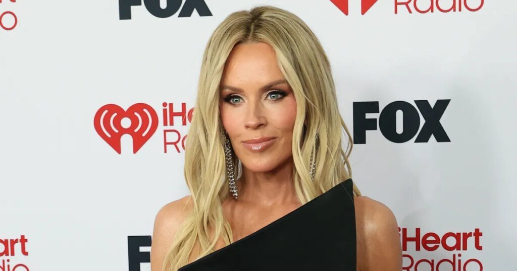 Jenny McCarthy Pitched Self for Bachelorette After Divorce Jenny McCarthy Pitched Self for Bachelorette After Divorce
