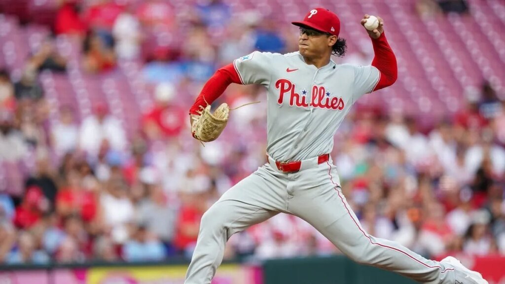Jesus Luzardo dominates, Phillies edge Reds 1-0 Jesus Luzardo dominates, Phillies edge Reds 1-0