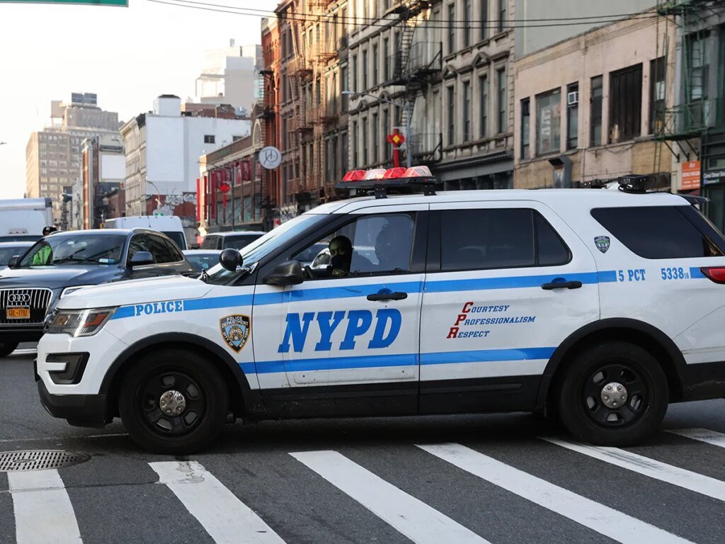 Jewish man stabbed in NYC, attacker allegedly yelled ‘Allahu akbar’ Jewish man stabbed in NYC, attacker allegedly yelled ‘Allahu akbar’