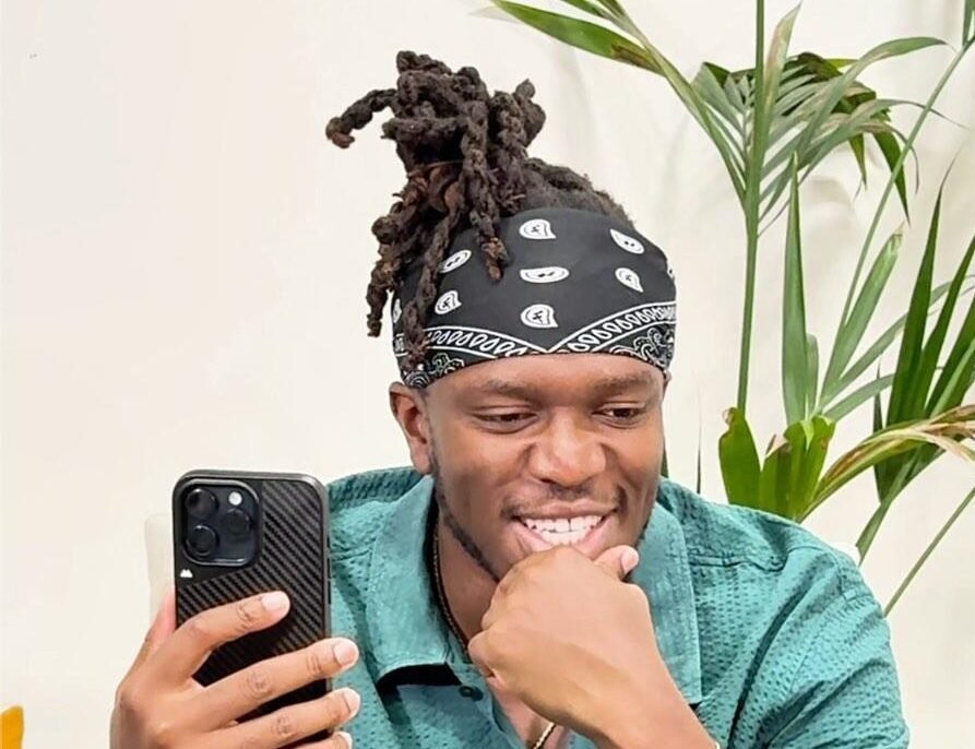 KSI Asks Followers If They Would Get An Ex Tattooed For $1 KSI Asks Followers If They Would Get An Ex Tattooed For $1