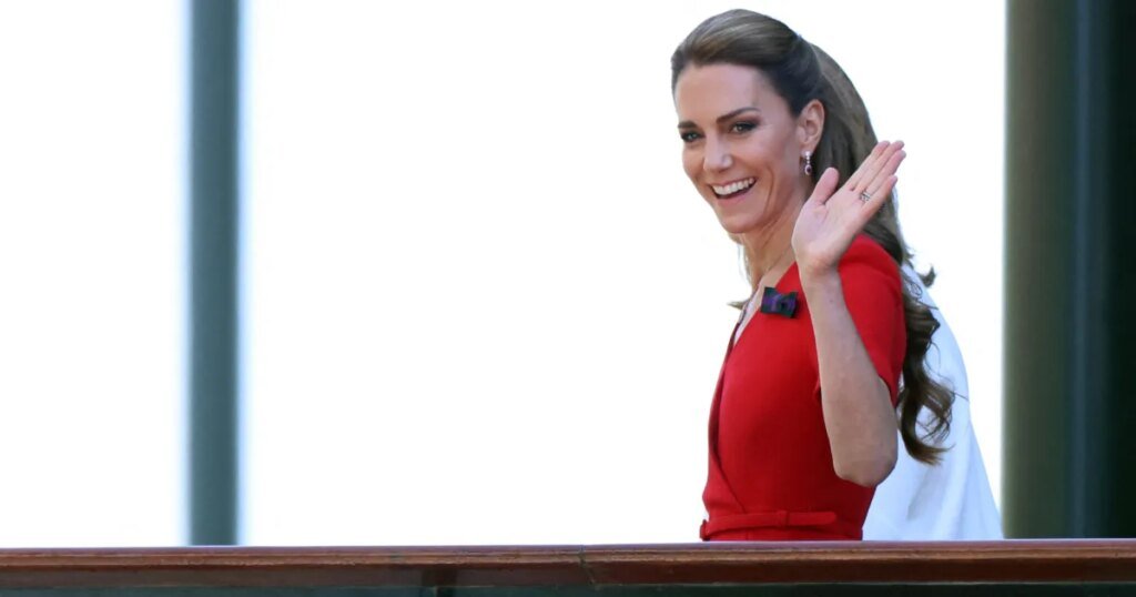 Kate Middleton Pops in Red at 2026 Wimbledon Tournament Kate Middleton Pops in Red at 2026 Wimbledon Tournament