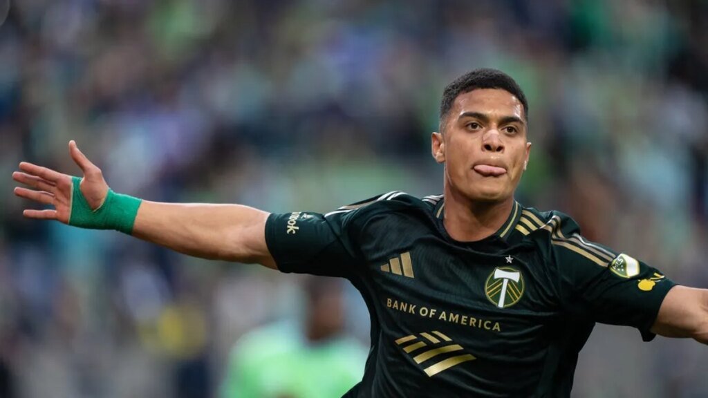 Kevin Kelsy (brace) Timbers overwhelm Sounders
