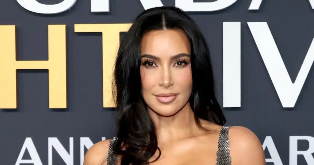 Kim Kardashian Explains Vacation Post Amid Grandma’s Death Kim Kardashian Explains Vacation Post Amid Grandma’s Death