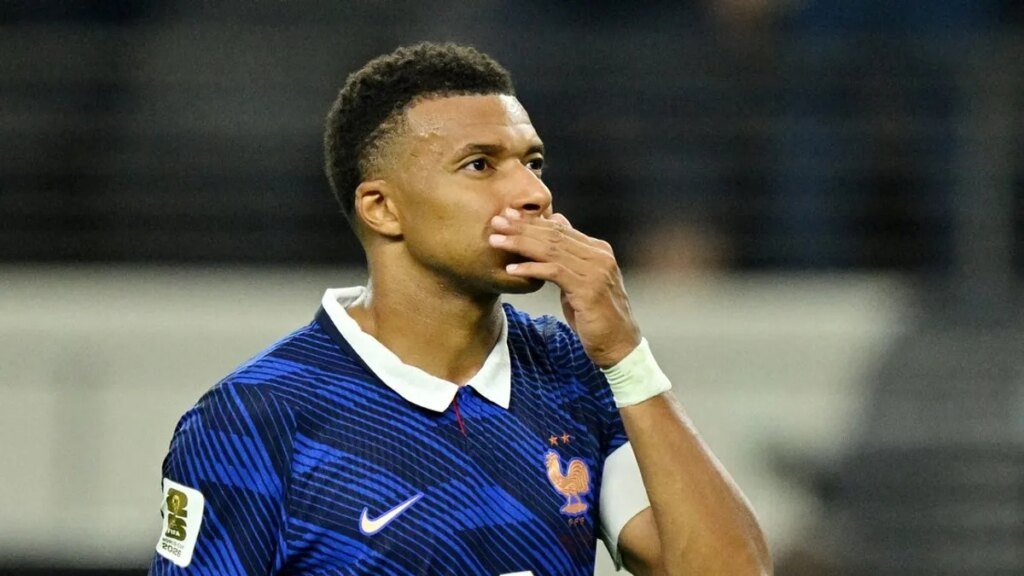 Kylian Mbappe calls France ‘sloppy’ after semifinal loss Kylian Mbappe calls France 'sloppy' after semifinal loss