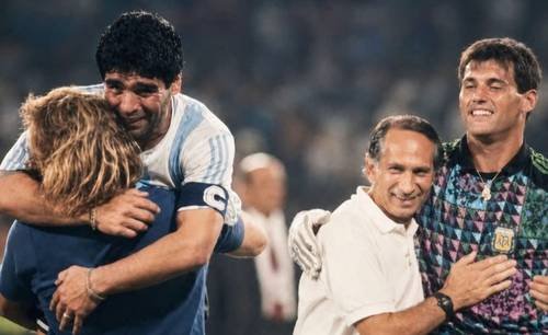 La Jornada: El experimento de esta Copa del Mundo es un negocio: ex preparador de Maradona La Jornada: El experimento de esta Copa del Mundo es un negocio: ex preparador de Maradona