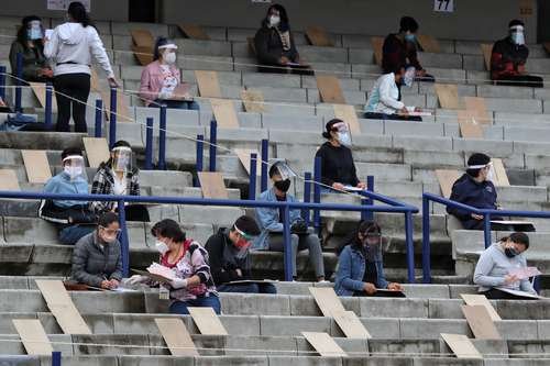 La UNAM suspende las inscripciones tras polémica en examen de ingreso La UNAM suspende las inscripciones tras polémica en examen de ingreso