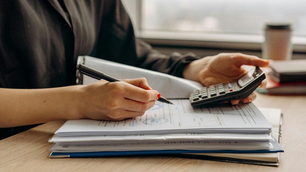 La mitad de los pequeños empresarios renuncia a sus sueldos por problemas de flujo de caja La mitad de los pequeños empresarios renuncia a sus sueldos por problemas de flujo de caja
