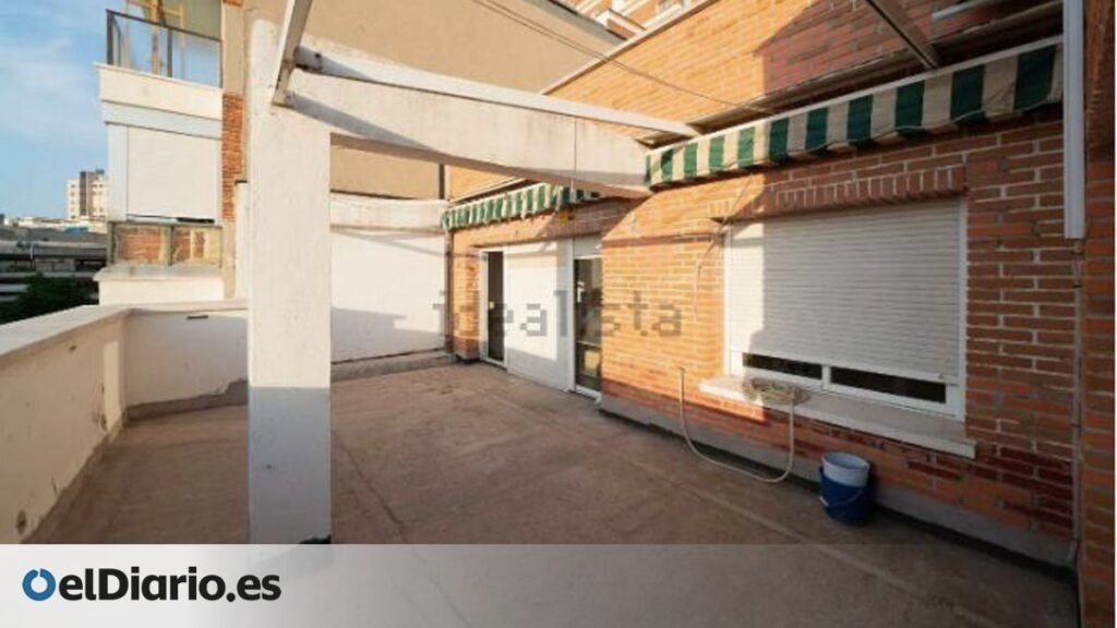 La pareja de Ayuso pone también a la venta el ático de encima del piso en el que vive con la presidenta