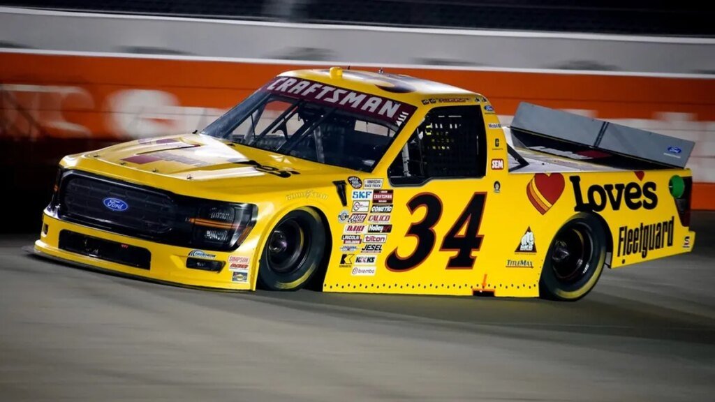 Layne Riggs powers to dominant Truck Series win in Indianapolis Layne Riggs powers to dominant Truck Series win in Indianapolis
