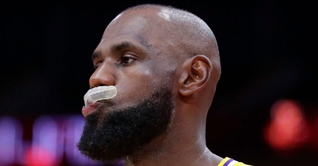 LeBron James' agent says former Lakers star 'will not be rushed' into picking new team