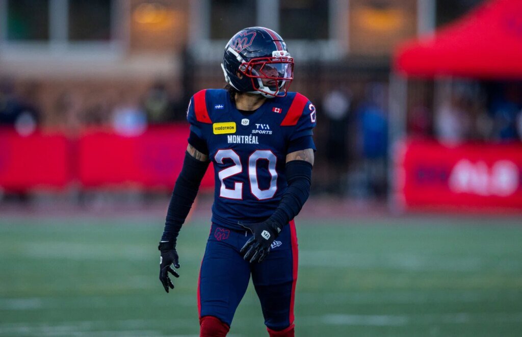 Lorenzo Burns returns for Montreal Alouettes against Stampeders Lorenzo Burns returns for Montreal Alouettes against Stampeders