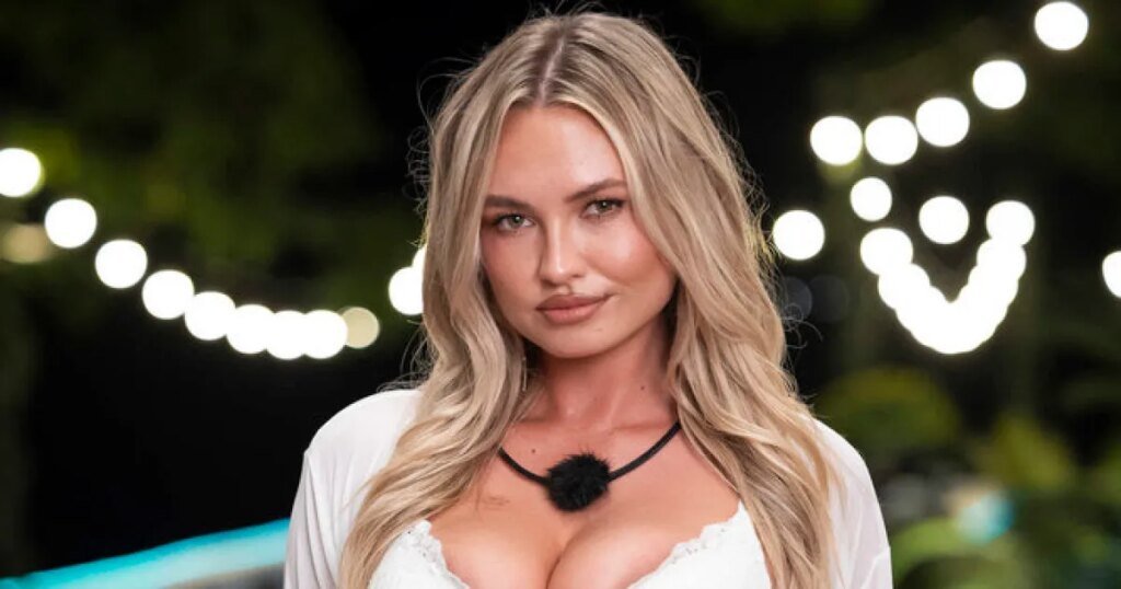 Love Island USA’s Jen Reveals How Islanders Fart in the Villa Love Island USA's Jen Reveals How Islanders Fart in the Villa