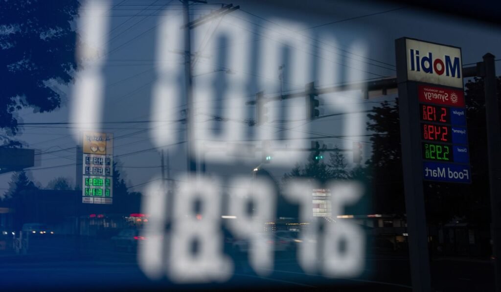 Major oil companies reap massive profits as U.S. and Iran fighting drives energy prices higher Major oil companies reap massive profits as U.S. and Iran fighting drives energy prices higher