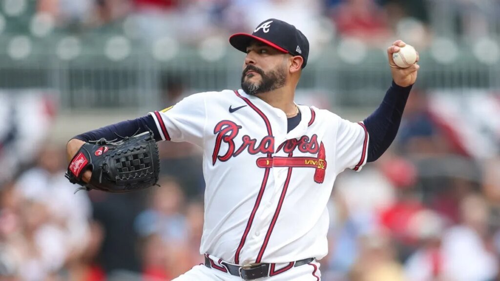 Martin Perez returns for Braves, to pitch against Padres