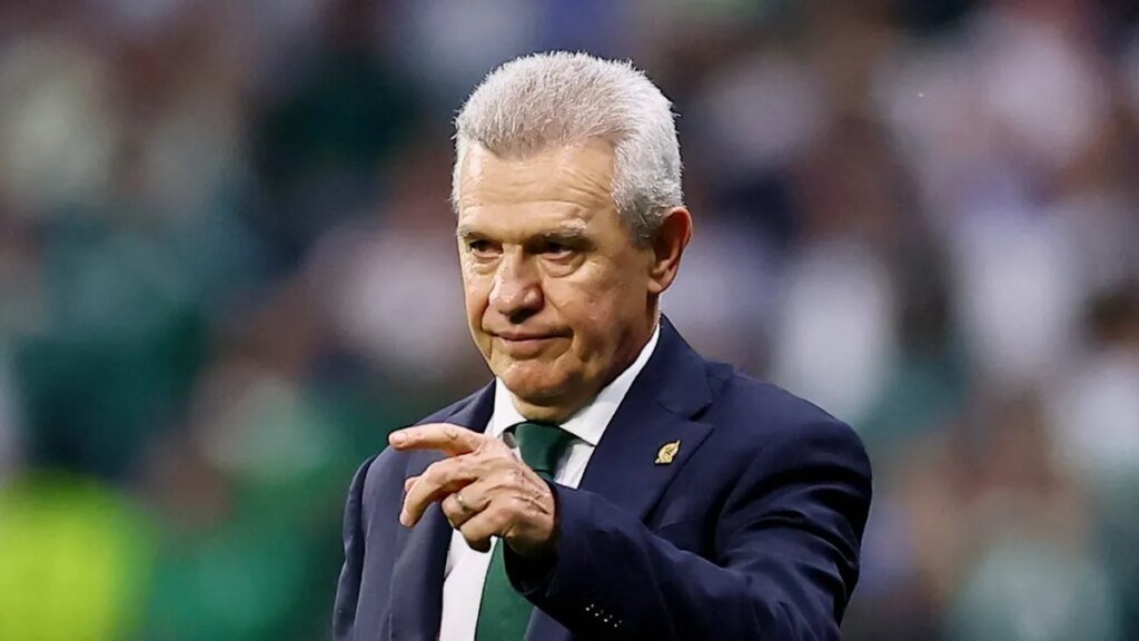 Mexico manager Javier Aguirre stepping down, assistant Rafa Marquez stepping up Mexico manager Javier Aguirre stepping down, assistant Rafa Marquez stepping up