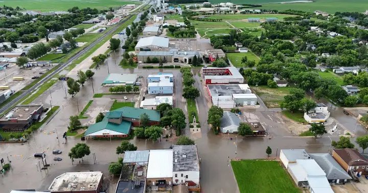 Military support coming to flood-ravaged Parkland region after federal approval – Winnipeg Military support coming to flood-ravaged Parkland region after federal approval - Winnipeg