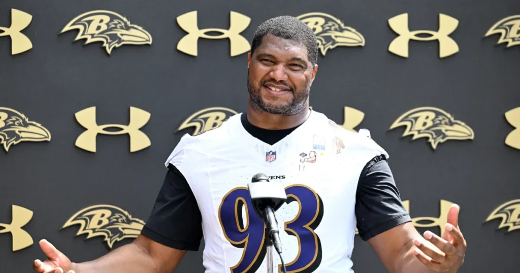 NFL’s Calais Campbell Told 911 Brother Is ‘Mentally Ill’ NFL’s Calais Campbell Told 911 Brother Is ‘Mentally Ill’