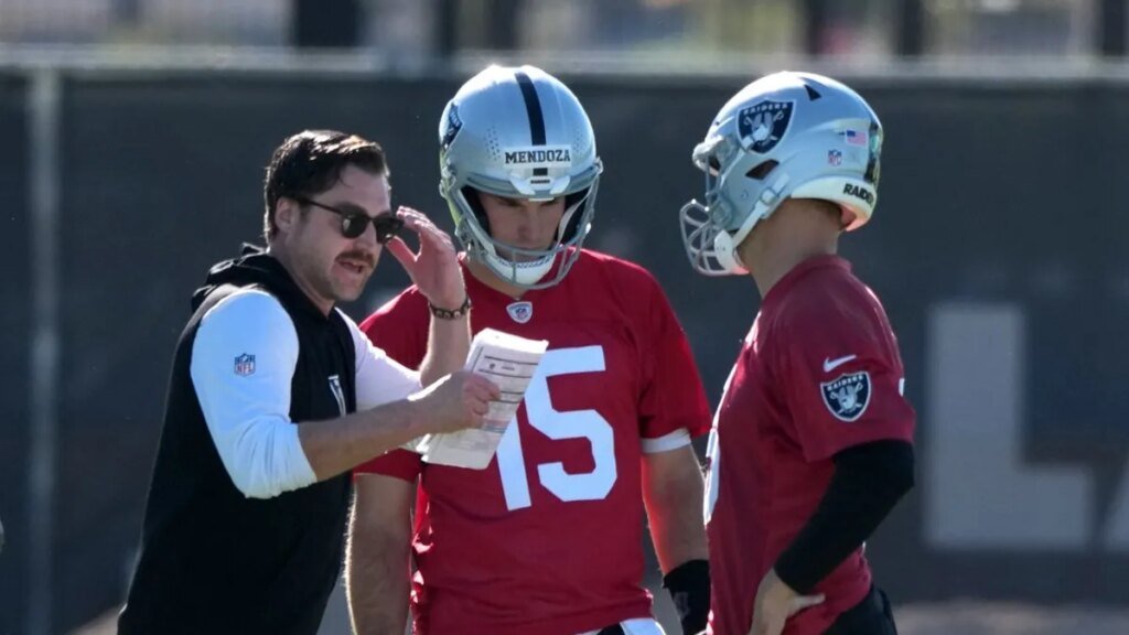 No. 1 pick Fernando Mendoza, Raiders at odds over bonus