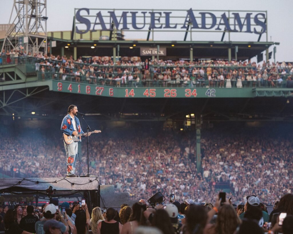 Noah Kahan Calls Fenway ‘Forever’ After Two Nights in Boston Noah Kahan Calls Fenway ‘Forever’ After Two Nights in Boston