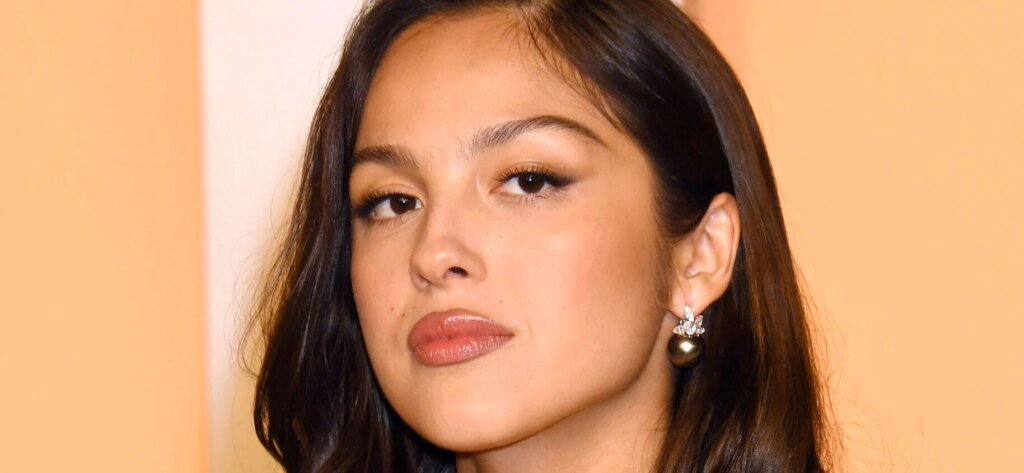 Olivia Rodrigo Responds With Bold Move After DHS Video Olivia Rodrigo Responds With Bold Move After DHS Video