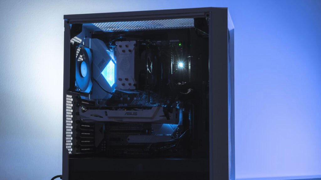 PC Shipments Just Fell For The First Time In Two Years, Thanks To The Memory Shortage PC Shipments Just Fell For The First Time In Two Years, Thanks To The Memory Shortage