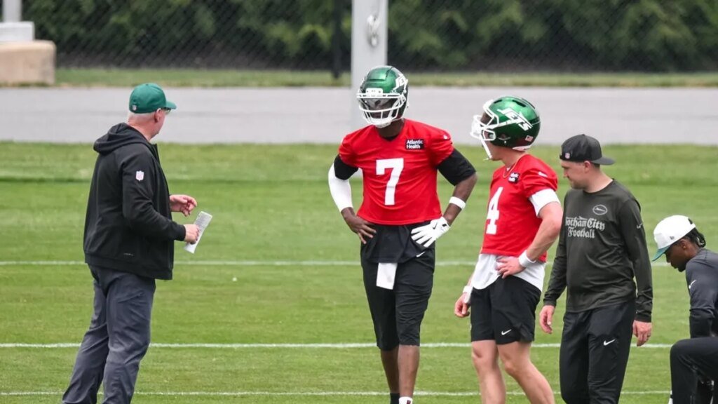 Police close investigation involving Jets QB Geno Smith Police close investigation involving Jets QB Geno Smith