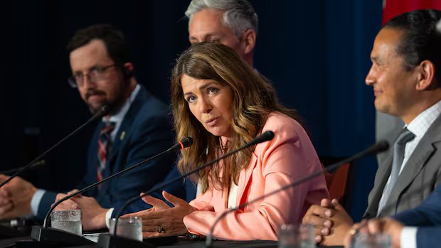 Premiers looking for a tariff battle plan from Carney during sit-down in P.E.I. Premiers looking for a tariff battle plan from Carney during sit-down in P.E.I.