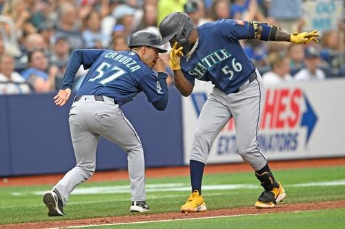 Randy Arozarena conecta jonrón en victoria 8-2 de Seattle ante los Rays Randy Arozarena conecta jonrón en victoria 8-2 de Seattle ante los Rays