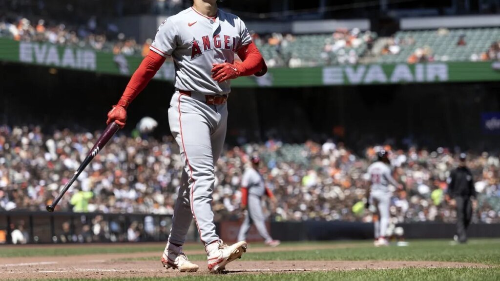 Rangers acquire C Logan O’Hoppe, RHP Chase Silseth from Angels Rangers acquire C Logan O'Hoppe, RHP Chase Silseth from Angels