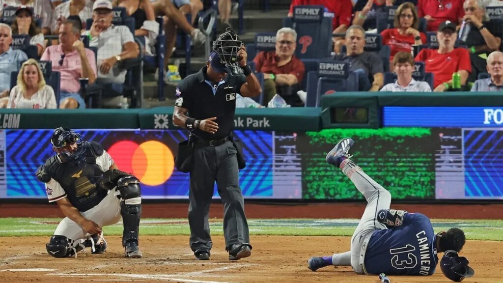 Rays’ Junior Caminero (hand) in lineup against Red Sox Rays' Junior Caminero (hand) in lineup against Red Sox