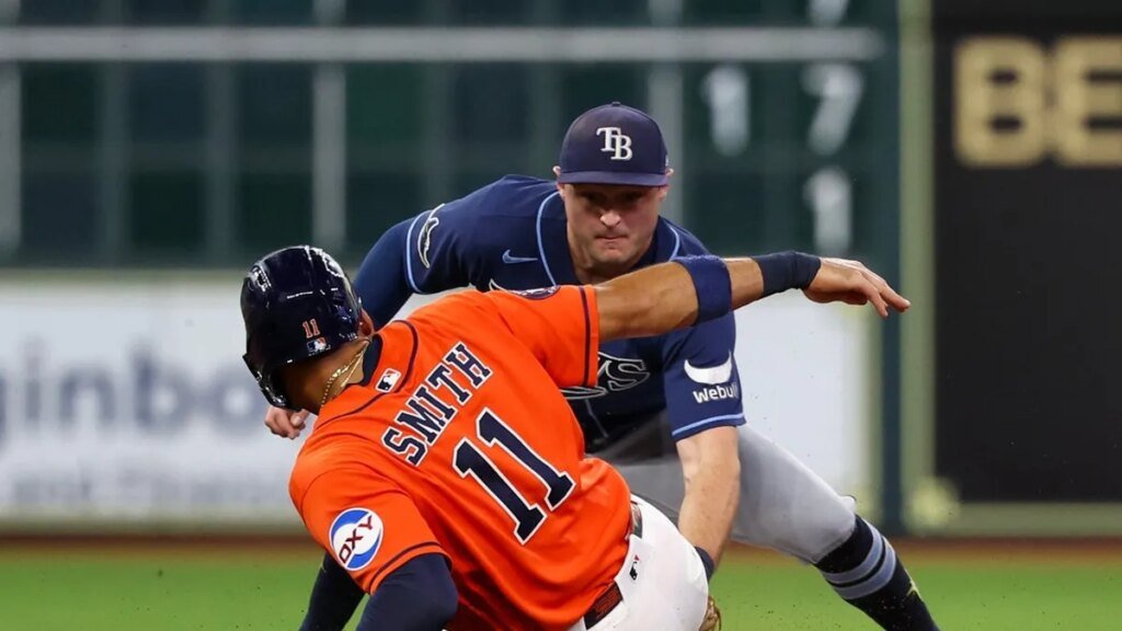 Rays outlast Astros in pitcher's duel for ninth straight win