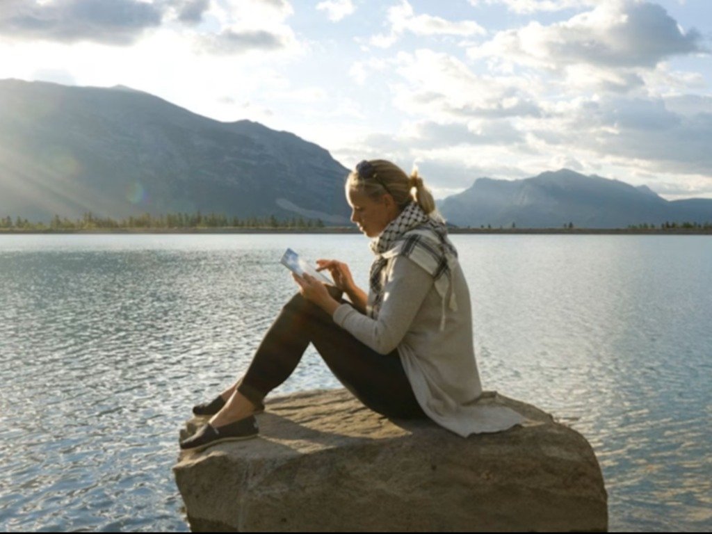 Reliable connectivity a top priority for Canadians travel this summer Reliable connectivity a top priority for Canadians travel this summer