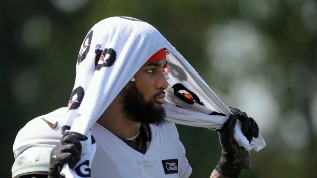 Report: Browns making Denzel Ward highest-paid DB in NFL history