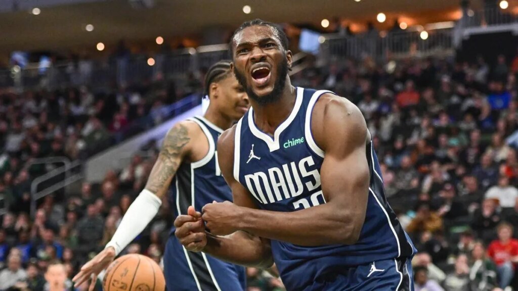 Report: Mavs match Knicks’ 2-year offer sheet to C Moussa Cisse Report: Mavs match Knicks' 2-year offer sheet to C Moussa Cisse