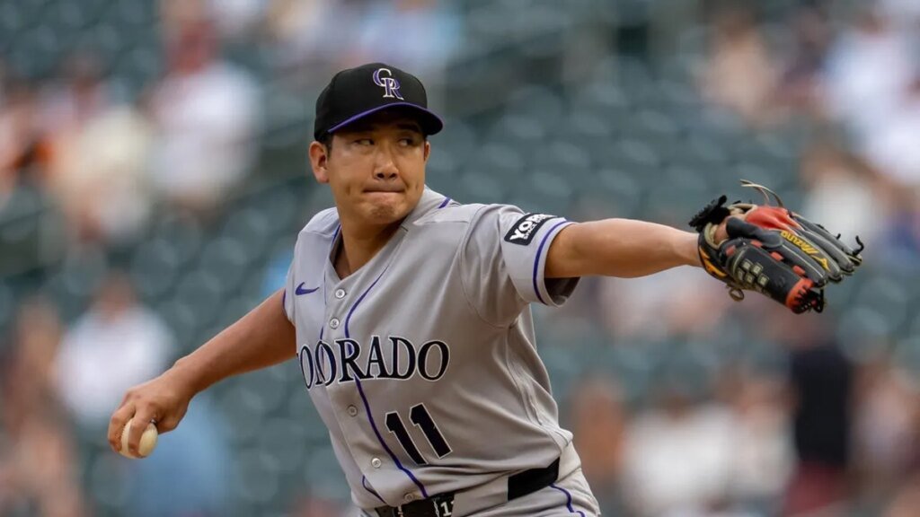 Rockies RHP Tomoyuki Sugano (back) scratched vs. Giants